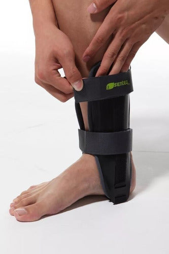 FÉRULA DE TOBILLO CON GEL